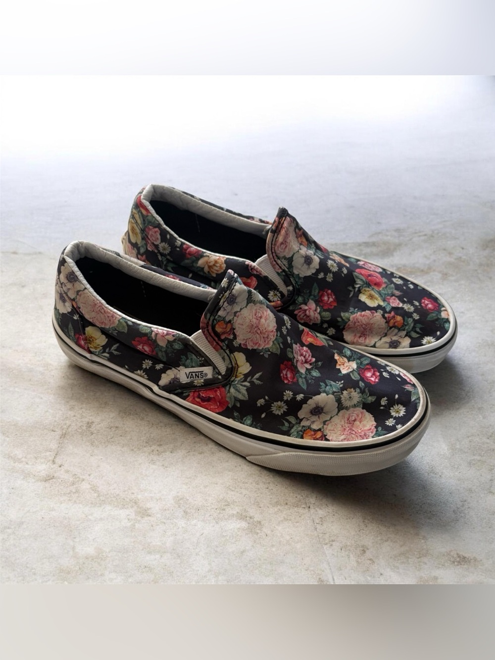Vans Women's Floral Slip-On Sneakers - Black with Multicolor Blooms
